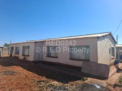 House for Sale in Emganwini