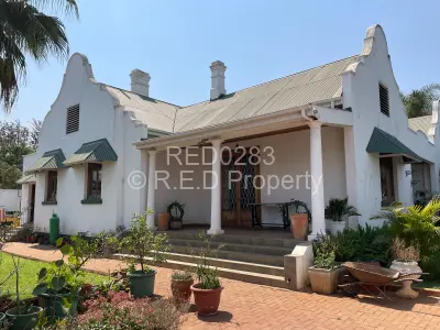 House for Sale in Suburbs