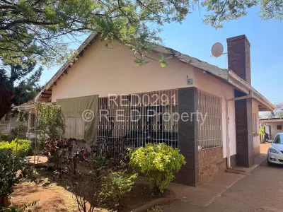 House for Sale in Montrose Byo