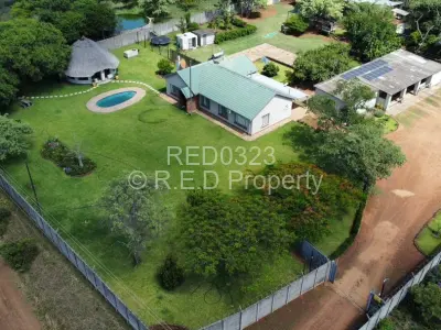 House For Sale in Burnside