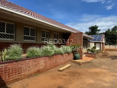 House For Sale in Kumalo