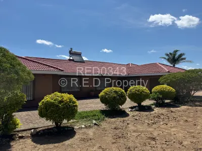 House For Sale in Manningdale