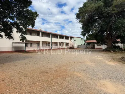 Flat/Apartment For Rent in Famona