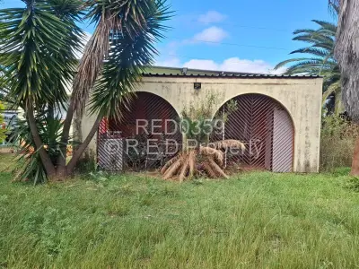 House For Sale in Newton West