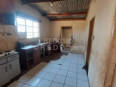House For Sale in Manningdale