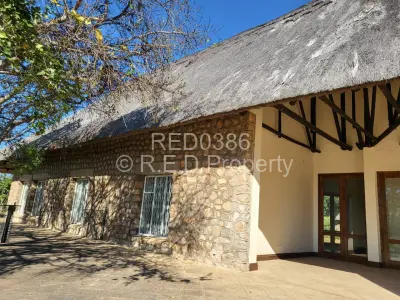 House For Rent in Burnside