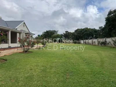House For Sale in Kumalo