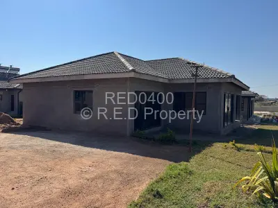 Townhouse/Cluster For Sale in Burnside
