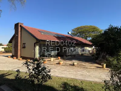 House For Sale in Matsheumhlope