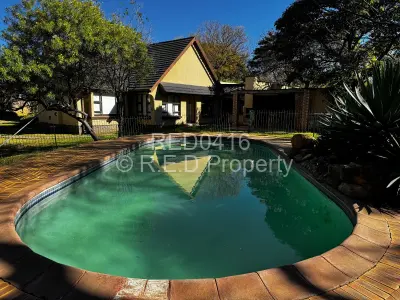 House For Sale in Hillside