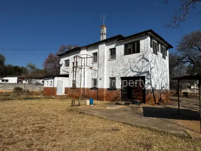 House For Sale in Northend