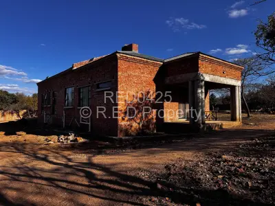 House For Sale in Matsheumhlope