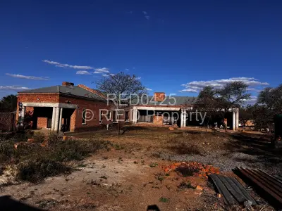 House For Sale in Matsheumhlope