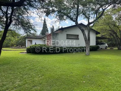 House For Sale in Burnside
