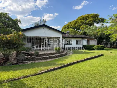 House For Sale in Burnside