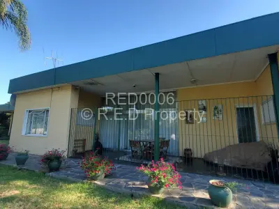 House for Sale in Burnside
