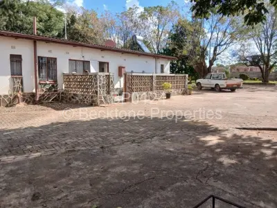 House For Sale in Lobenvale
