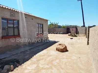 House For Sale in Cowdray Park