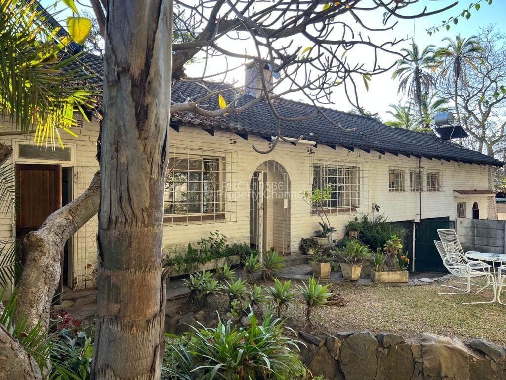 House For Sale in Strathaven Property Channel