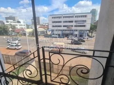Flat/Apartment for Sale in Avenues