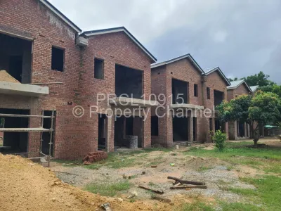 Townhouse/Complex/Cluster for Sale in Greendale