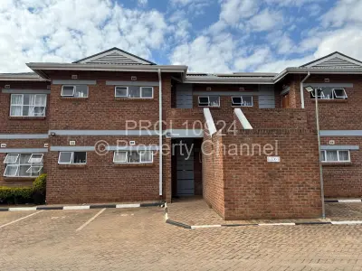 Townhouse/Complex/Cluster to Rent in Marlborough