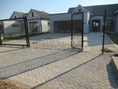 Flat/Apartment to Rent in Fairview