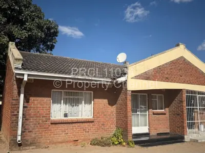 Townhouse/Complex/Cluster for Sale in Greendale