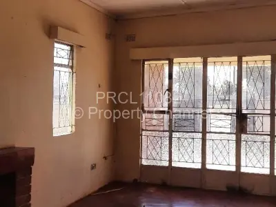 House for Sale in Chitungwiza