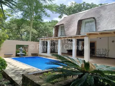 House For Sale in Glen Lorne