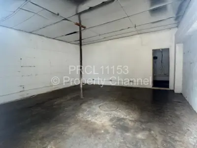 Retail/Shop For Rent in Gunhill