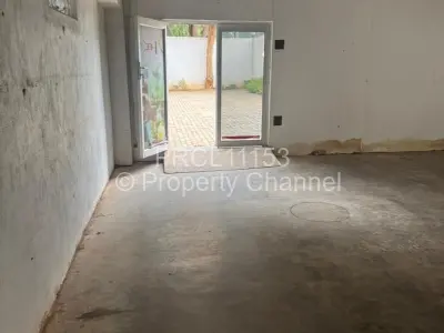 Retail/Shop For Rent in Gunhill