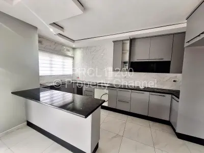 Townhouse/Cluster For Sale in Prospect