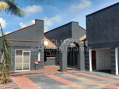 House For Sale in Zimre Park