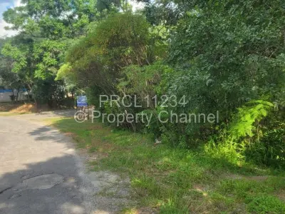 Residential Stand For Sale in Glen Lorne
