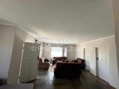 House For Rent in Waterfalls