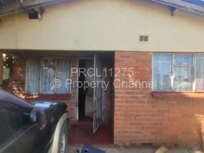 House For Sale in Glen View