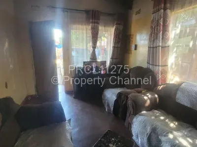 House For Sale in Glen View