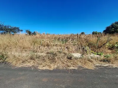 Residential Stand For Sale in Pomona