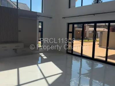 Townhouse/Cluster For Rent in Chisipite