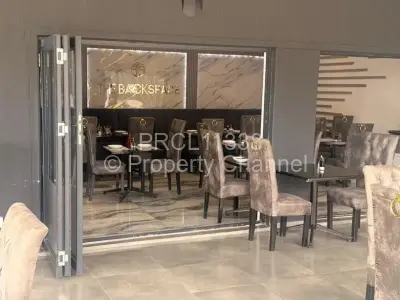 Retail/Shop For Sale in Newlands