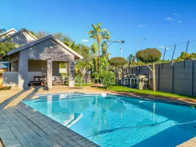 Flat/Apartment For Sale in Johannesburg