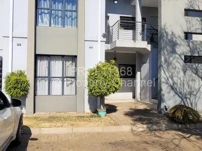 Townhouse/Cluster For Rent in Marlborough