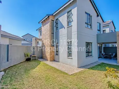 Flat/Apartment For Sale in Johannesburg