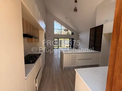 Townhouse/Cluster For Rent in Greendale