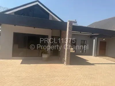 Townhouse/Cluster For Rent in Greendale