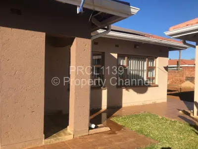 Cottage/Garden Flat For Rent in Bluff Hill