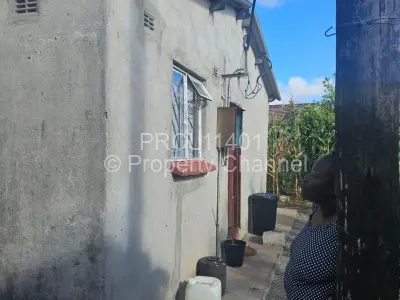 House For Sale in Senga
