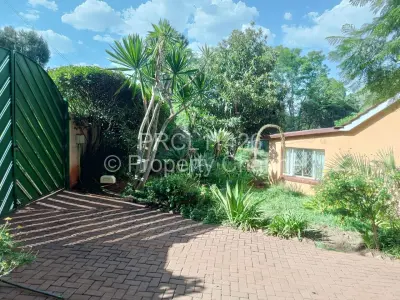 House For Sale in Greendale