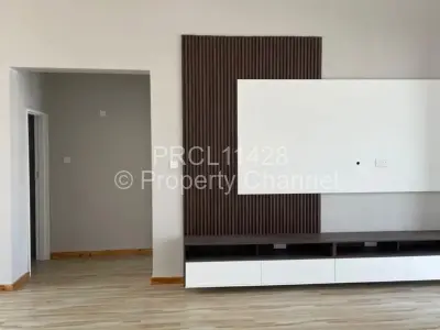Townhouse/Cluster For Rent in Carrick Creagh Estate